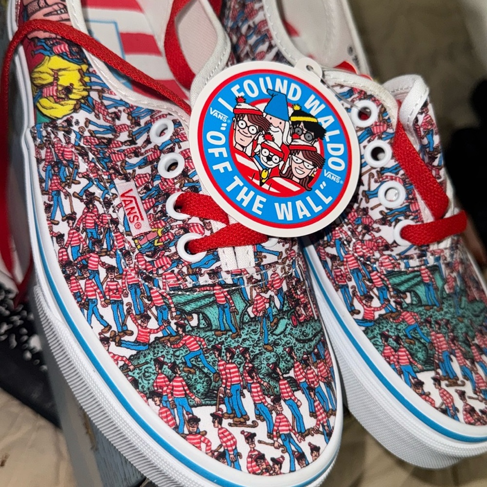 Wheres Waldo vans brand new